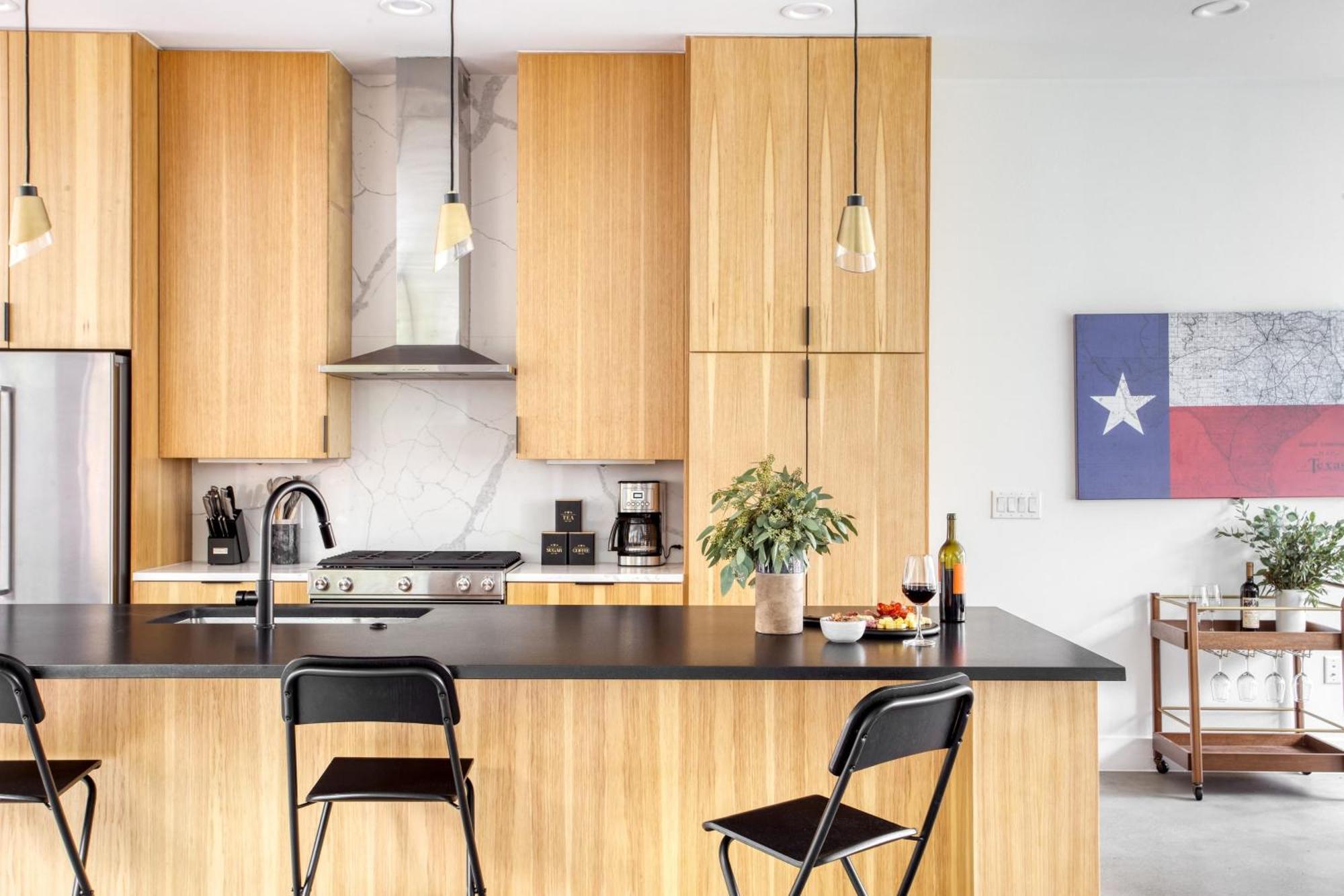 Melody By Avantstay Peloton Included Sleek Home Austin Bagian luar foto