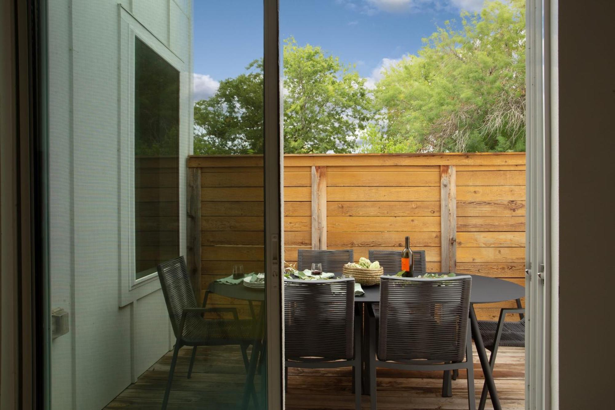 Melody By Avantstay Peloton Included Sleek Home Austin Bagian luar foto