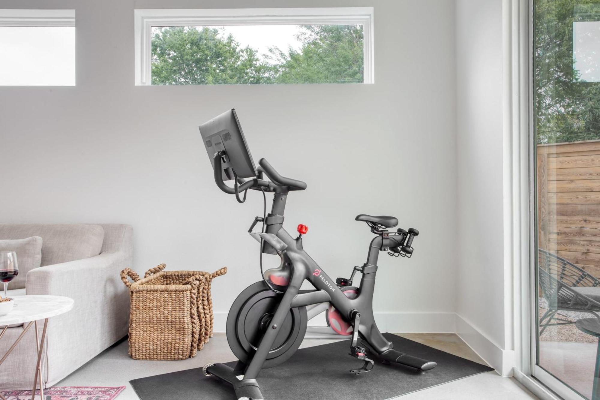 Melody By Avantstay Peloton Included Sleek Home Austin Bagian luar foto