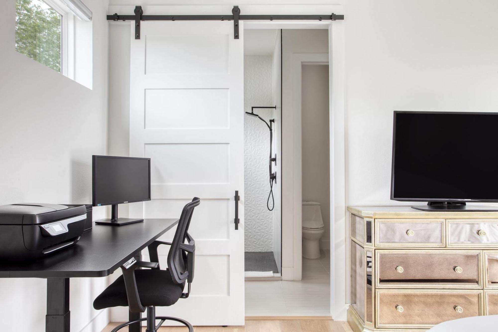 Melody By Avantstay Peloton Included Sleek Home Austin Bagian luar foto