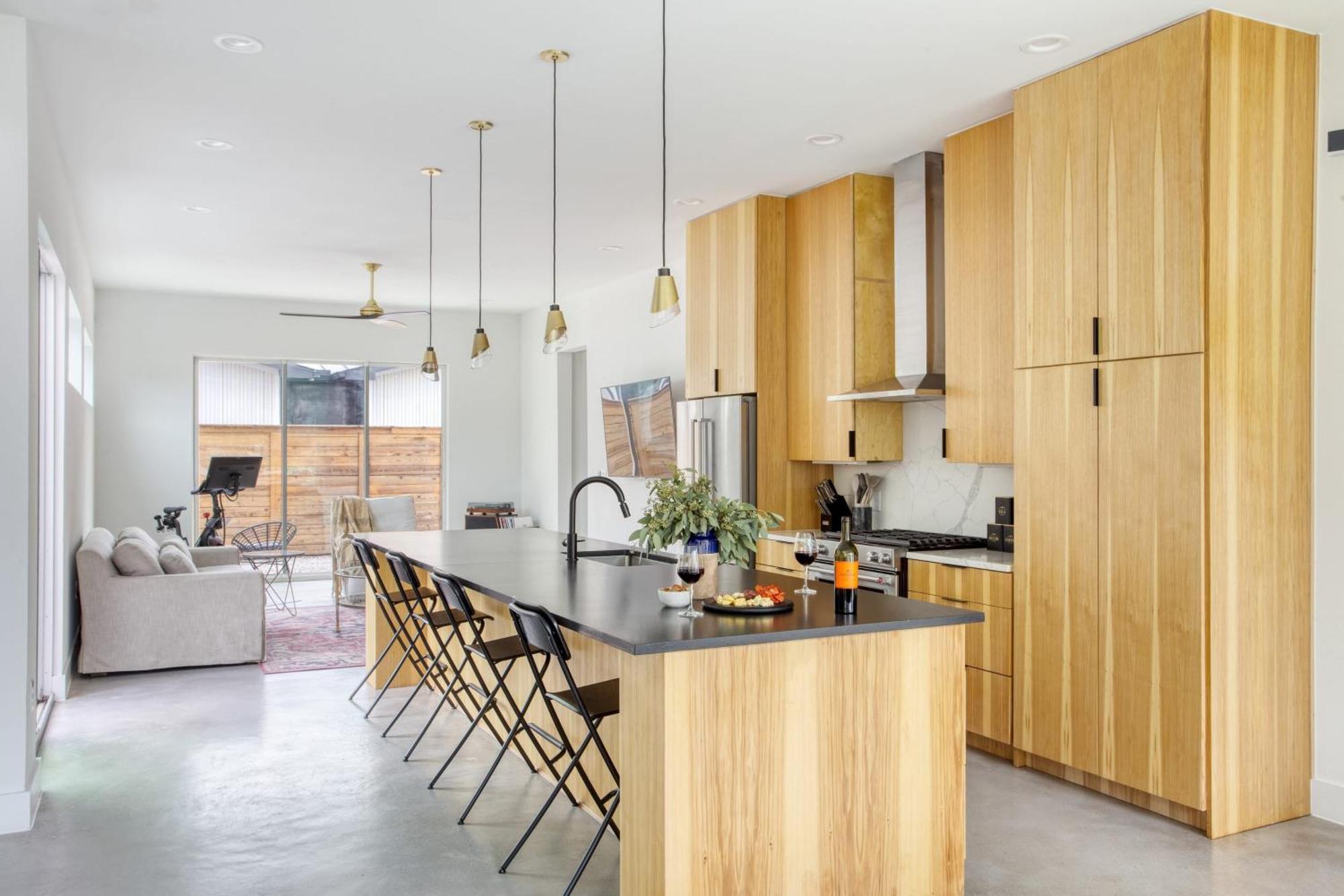 Melody By Avantstay Peloton Included Sleek Home Austin Bagian luar foto