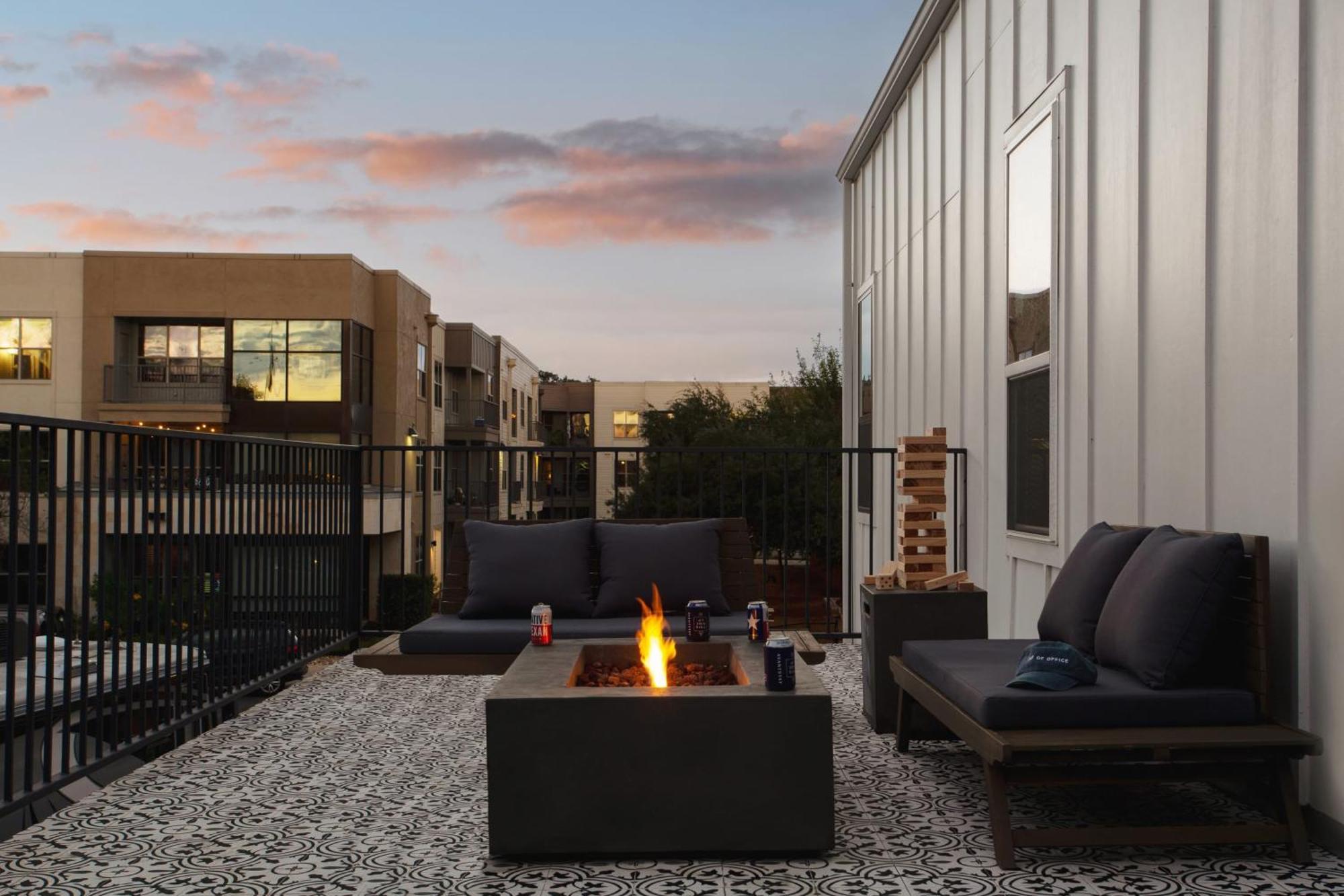Melody By Avantstay Peloton Included Sleek Home Austin Bagian luar foto